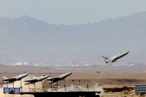 Iranas raketomis ir bepiločiais lėktuvais smogė kurdų grupuotėms Šiaurės Irake