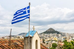 Prodemokratinio sukilimo atminimo mitingas Atėnuose pasitinkamas sustiprinus apsaugą