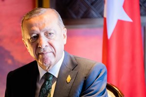 R. T. Erdoganas įsitikinęs: JAV ir Rusija nenaudos branduolinių ginklų