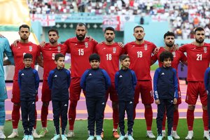 Irano valdžia perspėja futbolininkus – už himno negiedojimą gali grėsti atpildas