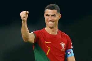 Ašaromis pažymėtas istorinis C. Ronaldo vakaras: prie Portugalijos pergalės prisidėjo ir abejotinas baudinys