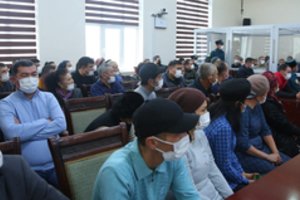 Uzbekistane prasideda teismo procesas dėl protestų prieš režimą