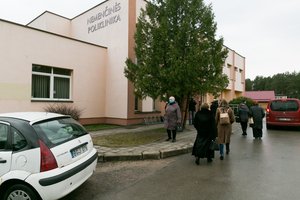 Nemenčinės poliklinikos vadovas bus teisiamas dėl 20 tūkst. eurų kyšio ėmimo