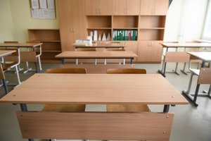 Jurbarko gimnazijoje dėl sergamumo įvedus nuotolinį mokymą – žvilgsnis į kitas  mokyklas: stebi išaugusius skaičius