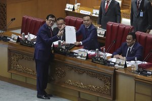 Indonezija priėmė baudžiamąjį kodeksą, draudžiantį lytinius santykius už santuokos ribų