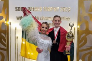 Pasaulio jaunių standartinių šokių čempionate – lietuvių bronza