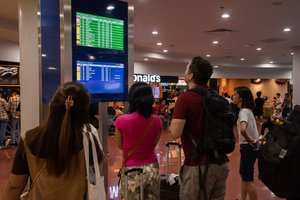 Filipinų oro uostuose dėl techninio gedimo įstrigo tūkstančiai keliautojų