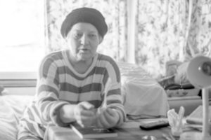 Eidama 83-uosius metus mirė Kriaunų ragana Algimanta Raugienė