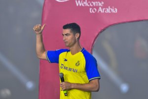 Į Saudo Arabiją atvykęs Cristiano Ronaldo nesikuklino: „Esu išskirtinis žaidėjas“