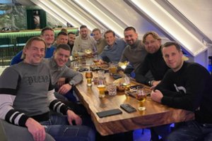 Estų futbolininkai atsiprašė už dalyvavimą vakarienėje su Rusijos rinktinės treneriu