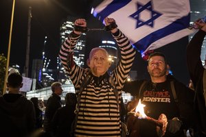Izraelyje tūkstančiai žmonių protestavo prieš naująją B. Netanjahu vyriausybę