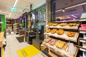 „Iki“ tęsia autonominių parduotuvių plėtrą: itin judrioje Vilniaus vietoje atidarė antrąją
