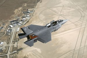 JAV atnaujina savo įspūdinguosius naikintuvus „F-35“