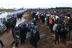 Per protestus Vokietijoje dėl anglių kasybos plėtimo sužeista 70 policijos pareigūnų
