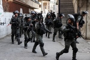 Izraelis nugriovė įtariamo užpuoliko palestiniečio namą