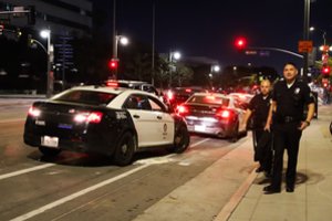 Šaudynės Kalifornijoje: trys žmonės nušauti, dar keturi – medikų rankose