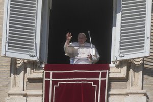 Popiežius Pranciškus pasmerkė smurto proveržį Artimuosiuose Rytuose