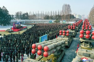 Šiaurės Korėja neigia tiekianti ginklus Maskvai