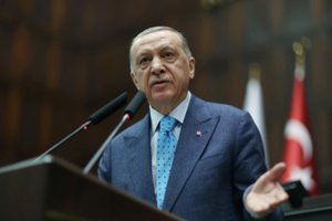 R. T. Erdoganas paskelbė savaitės gedulą žemės drebėjimo aukoms atminti