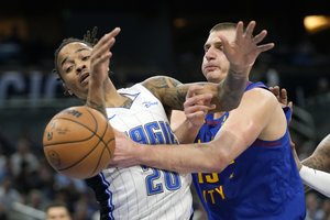 Smūgis į pakinklius – NBA lyderis „Nuggets“ krito nuo autsaiderio