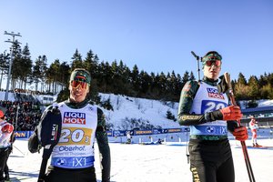 Dviejų lietuvių ligos kortų nesujaukė: Lietuvos biatlono komanda sublizgėjo pasaulio čempionate