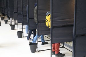 Lietuvoje prasideda išankstinis balsavimas antrajame savivaldos rinkimų ture: balsuojama 34 šalies savivaldybėse