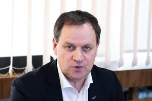 W. Tomaszewskis piktinasi, kad rinkimų metu veikta prieš jo partijos kandidatą: tai yra skandalas