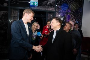 R. Šimašius sveikina TS-LKD kandidatą: persvara nedidelė, bet V. Benkunskas turėtų tapti Vilniaus meru