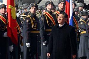 Xi Jinpingas atvyko į Maskvą
