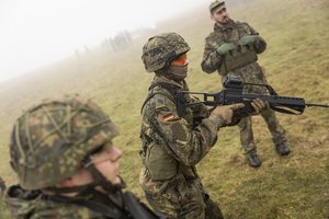 Buvęs Vokietijos gynybos štabo viršininkas apie brigadą Lietuvoje: Vokietija supranta, kad rytiniame flange gina ne tik aljansą, bet ir save