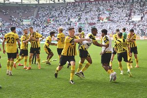 Dortmundo „Borussia“ – per vieną pergalę nuo Vokietijos čempionės titulo
