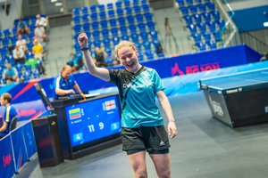 Neįtikėtiną kovingumą parodžiusi stalo tenisininkė K. Riliškytė Europos žaidynes pradėjo pergale