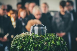 Europoje plinta naujas laidojimo paprotys – „kremavimas vandeniu“