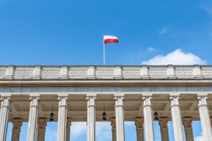 Varšuva teigia reaguosianti į Rusijos sprendimą uždaryti Lenkijos konsulatą Smolenske