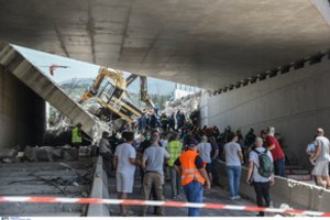 Graikijoje sugriuvo tiltas: vienas žmogus žuvo, dar vienas buvo sužeistas