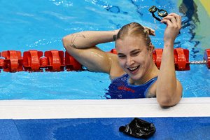 Rūta Meilutytė karaliauja pasaulio plaukimo čempionate – laukia kova dėl aukso medalio