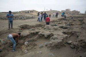 Masinė vaikų kapavietė Peru: mokslininkai pateikia vis daugiau duomenų apie prieš tūkstančius metų vykdytus ritualus