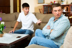 Skaudi tėvo išdavystė: nedrįsta prisipažinti, ką padarė savo sūnui