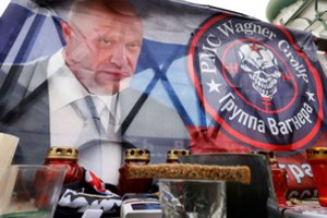 Žiniasklaida: J. Prigožinas privačiai palaidotas Sankt Peterburge