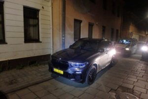 Kauno pareigūnai sučiupo miesto centre BMW automobilį apšvarinusį vyrą