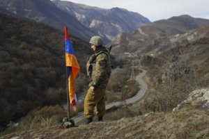 Blogėjanti situacija Kalnų Karabache: Armėnija įspėja dėl naujo karo su Azerbaidžanu
