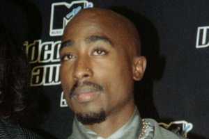 Po 27 metų policija sulaikė reperio Tupaco Shakuro nužudymu kaltinamą vyrą
