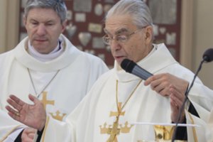 G. Nausėda pasveikino kardinolą A. Juozą Bačkį vyskupystės jubiliejaus proga