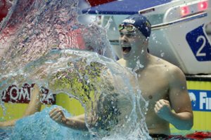 Nesustabdomas: D. Rapšys pasaulio plaukimo taurėje iškovojo dar vieną aukso medalį