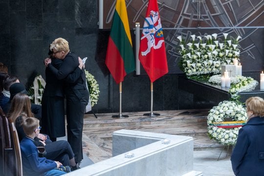 Lietuva atsisveikina su Gediminu Kirkilu.