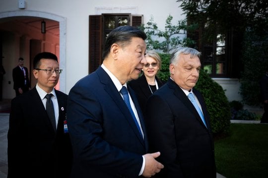  Xi Jinpingas ir V. Orbanas.