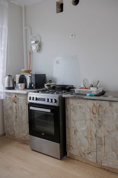 Kaip sutalpinti tris šeimininkes vienoje virtuvėje: klaipėdiečių šeima ryžosi revoliucijai