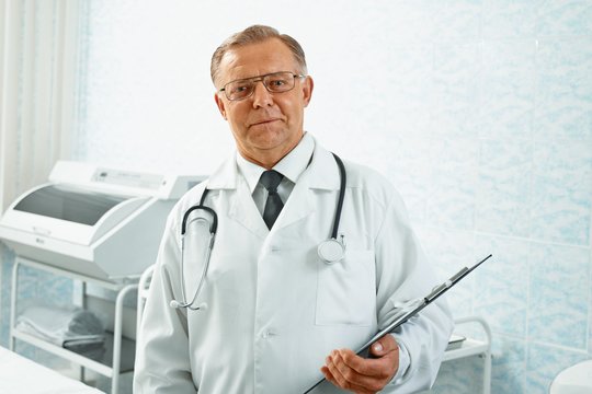 Gerina smegenų kraujotaką ir stiprina atmintį: mokslininkas išklojo, kaip ketina prailginti gyvenimą