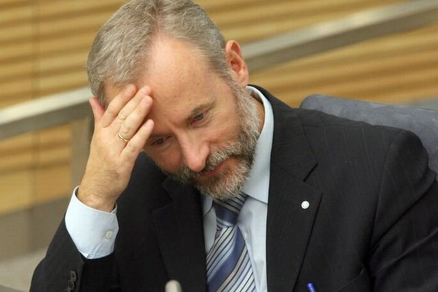 J.Razma aiškino, kad solidžiais politinio pasitikėjimo pareigūnų priedais prie algų bus bandoma prisivilioti aukštos kvalifikacijos specialistus.