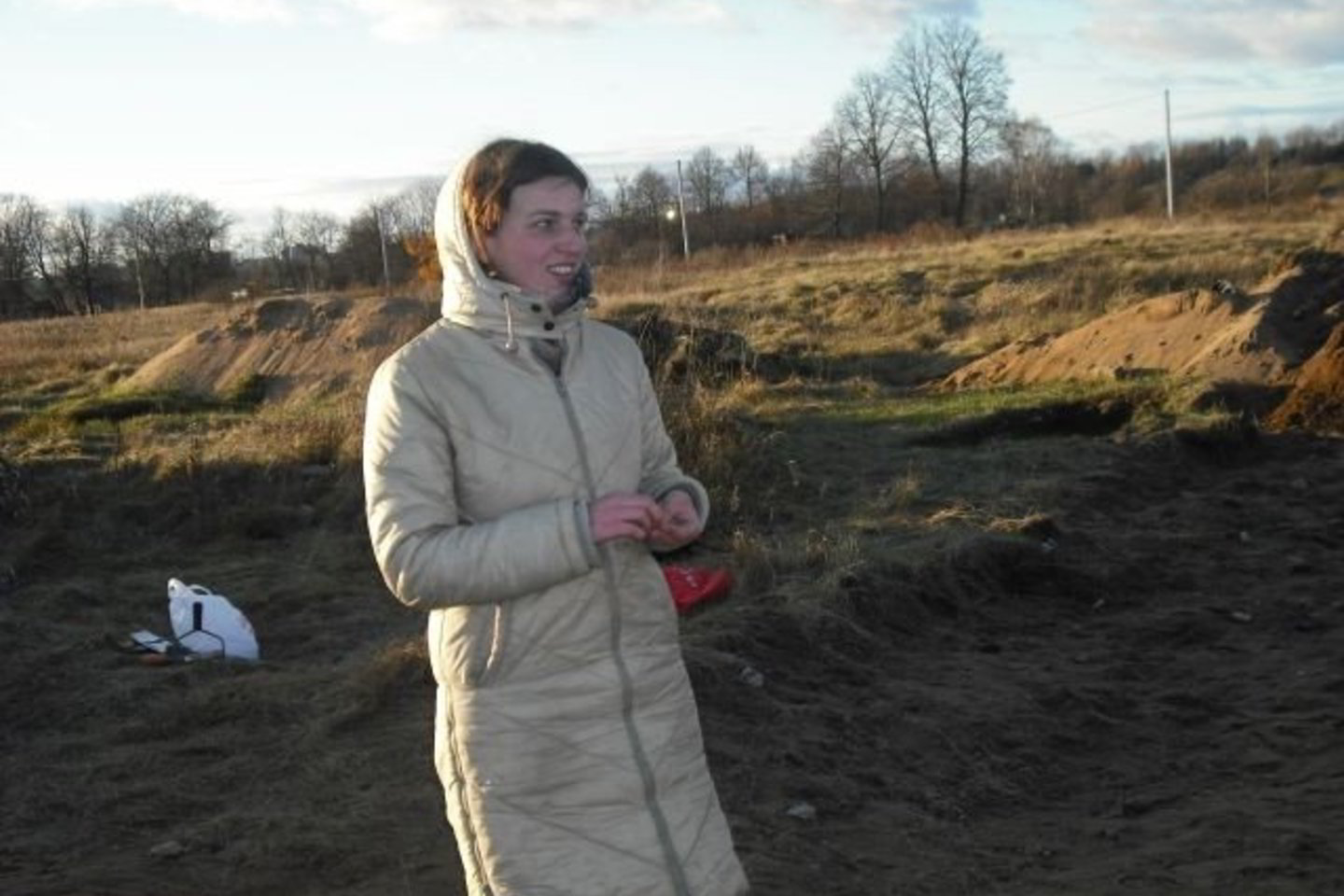 „Jau pavyko atkasti vieną pilkapį su kaulais ir įkapėmis. Taip pat radome titnago, keramikos“, - sakė archeologė E.Zimaitytė.